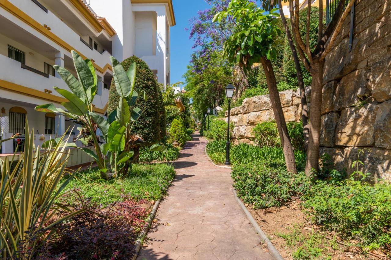 Апартаменты 2Br Calanova Grand Golf - Wifi/Ac/Pool Малага Экстерьер фото