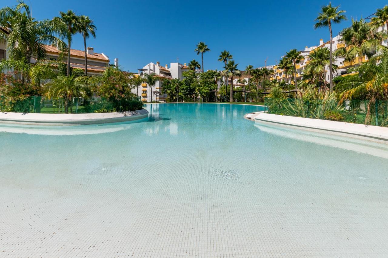 Апартаменты 2Br Calanova Grand Golf - Wifi/Ac/Pool Малага Экстерьер фото